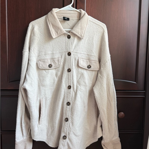 Beige Button-Up Jacket - Picture 5 of 6